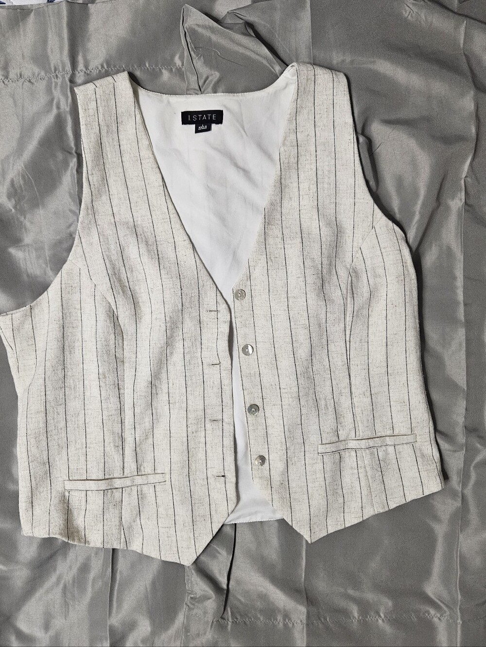 1.STATE NWT Women’s Pinstripe  Button Front Vest